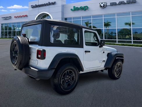 Used 2023 Jeep Wrangler Sport AWD/4WD image 7