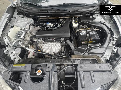 Used 2015 Nissan Rogue SV w/ SV Premium Package FWD image 15