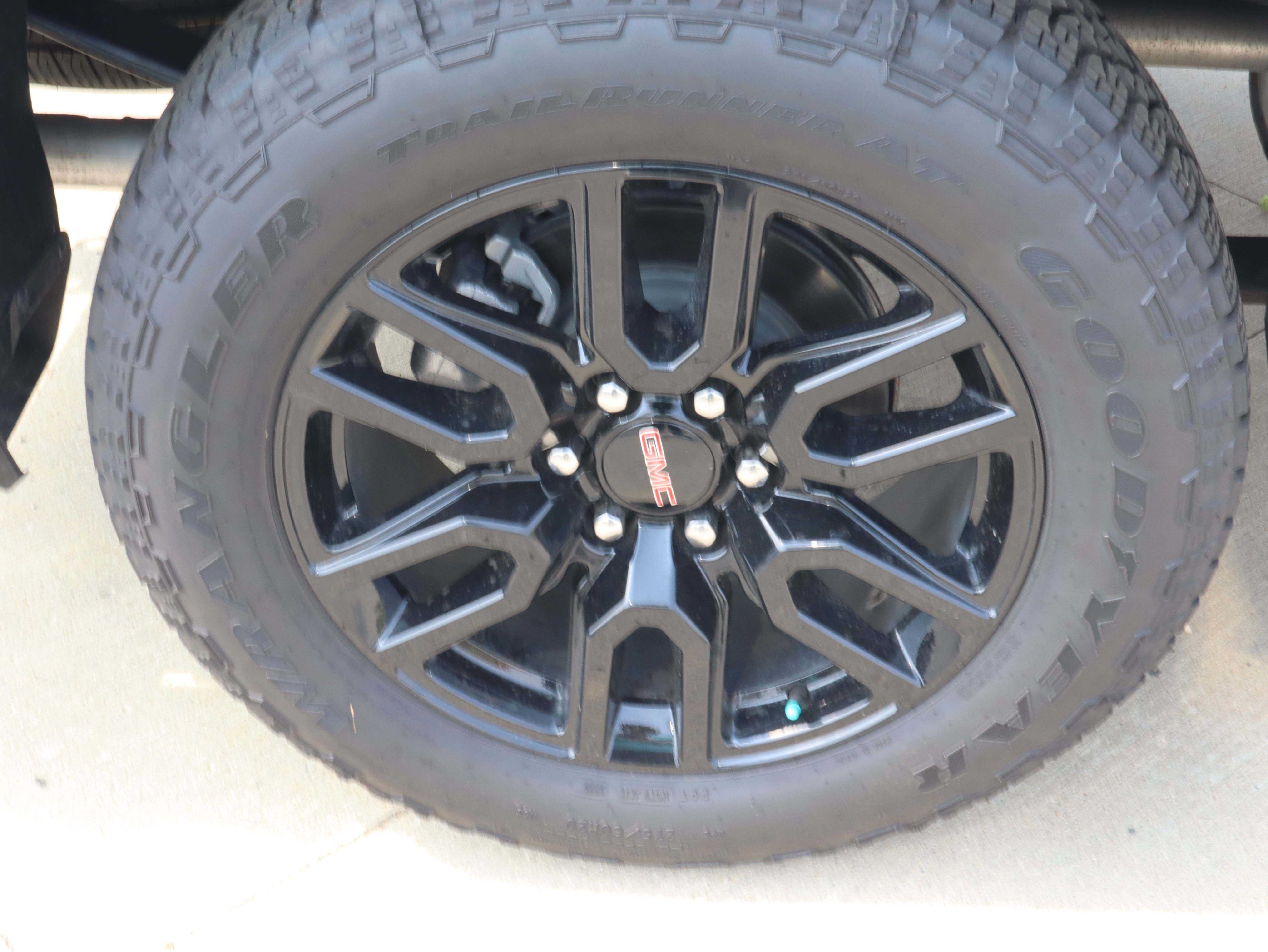 New 2026 GMC Sierra 1500 Elevation AWD/4WD image 17