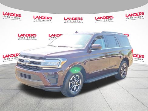 Used 2024 Ford Expedition XLT AWD/4WD image 7