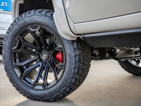 New 2026 GMC Sierra 1500 AT4 w/ AT4 Premium Package AWD/4WD image 42