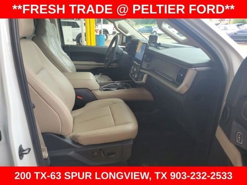 Used 2024 Ford Expedition XLT RWD image 8
