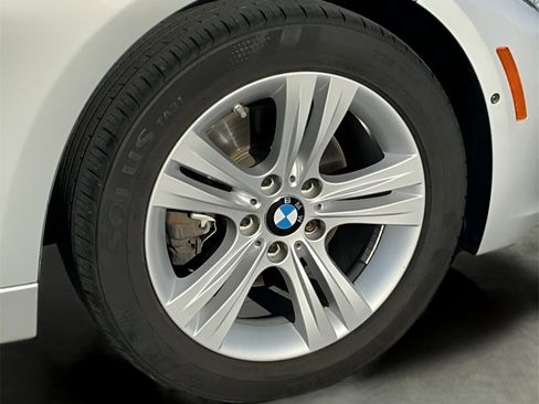 Used 2016 BMW 328i xDrive Wagon image 25