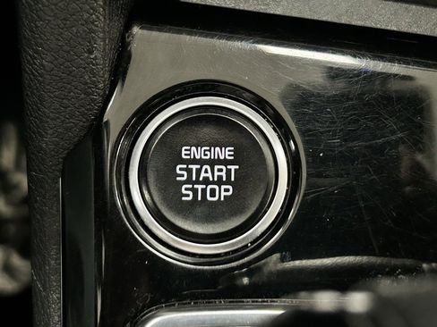 Used 2023 Kia Sportage X-Line w/ X-Line Premium Package image 16