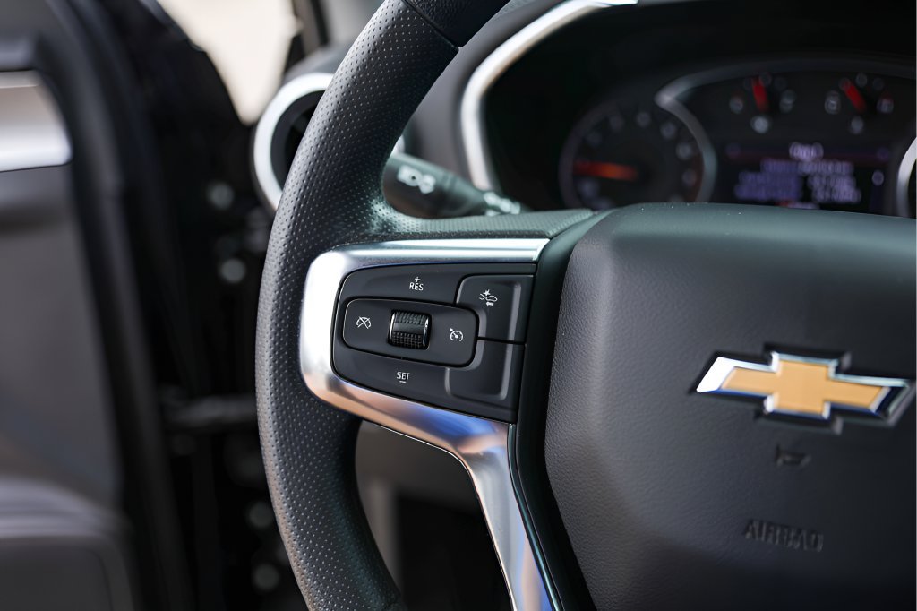 Used 2024 Chevrolet Blazer LT w/ Redline Edition FWD image 16