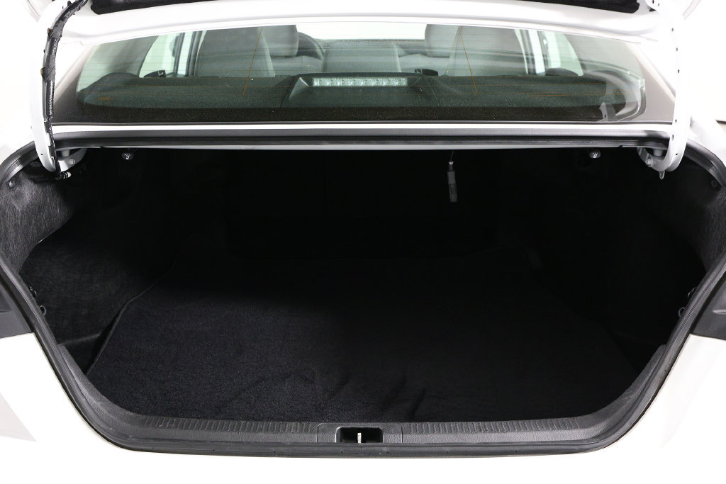 Used 2026 Toyota Camry LE w/ Convenience Package FWD image 12