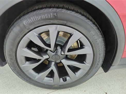 Used 2024 Tesla Model X image 66