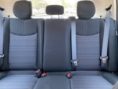 Certified 2025 Nissan Leaf S FWD image 11