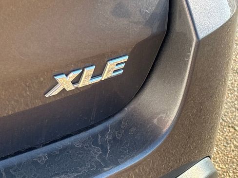 Used 2016 Toyota Highlander XLE image 35