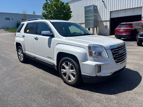 Used 2017 GMC Terrain SLT w/ Open Road Package FWD image 4