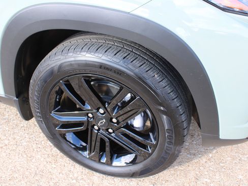 Used 2025 Chevrolet Trax ACTIV w/ Driver Confidence Package image 13