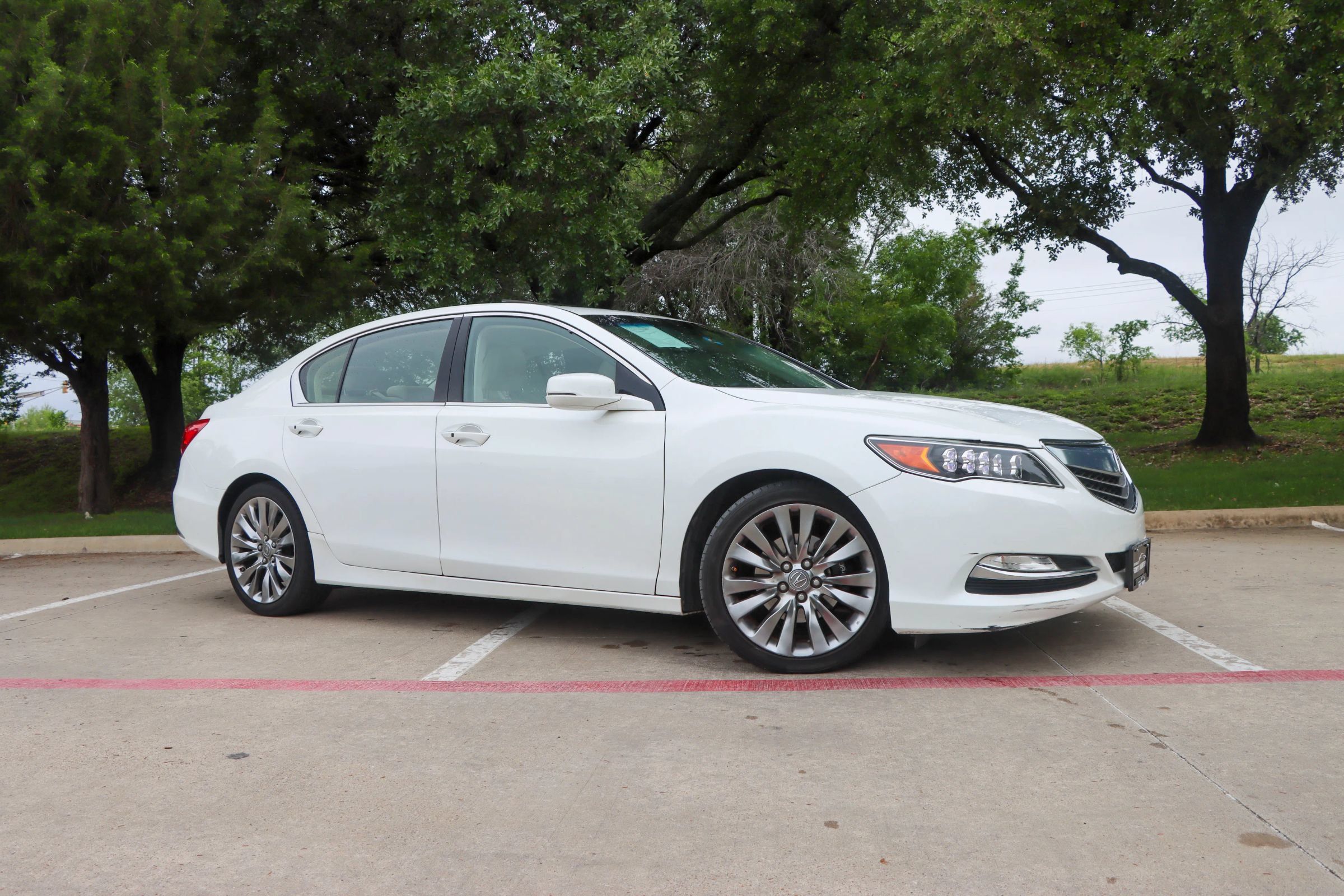 Used 2017 Acura RLX w/ Technology Package FWD image 1