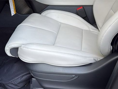 New 2026 Lincoln Aviator Reserve image 16