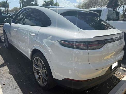 Used 2020 Porsche Cayenne S image 4