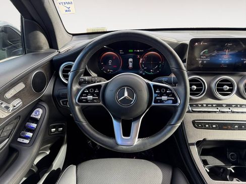 Used 2020 Mercedes-Benz GLC 350e 4MATIC image 17