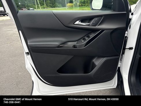 New 2027 Chevrolet Equinox LT AWD/4WD image 13