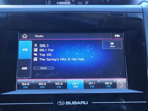 Used 2021 Subaru Crosstrek 2.0i image 7