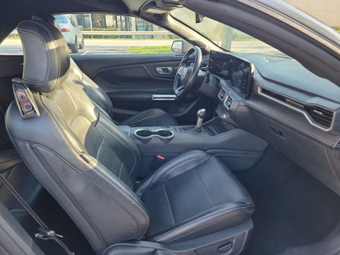 Used 2024 Ford Mustang Premium image 28