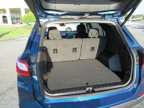 Used 2020 Chevrolet Equinox LT FWD image 33