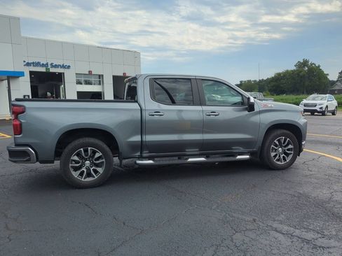 Used 2021 Chevrolet Silverado 1500 LT w/ Z71 Off-Road Package AWD/4WD image 6