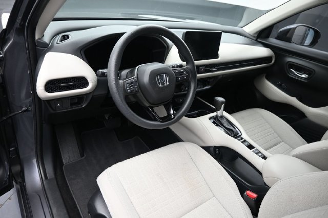 Certified 2026 Honda HR-V LX image 12
