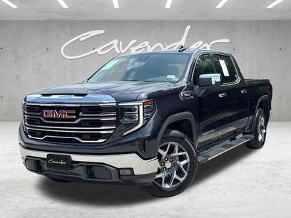 Used 2022 GMC Sierra 1500 SLT w/ SLT Convenience Package