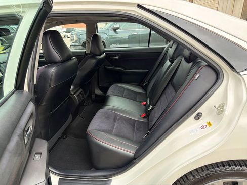 Used 2015 Toyota Camry XSE w/ Moonroof Package FWD image 11