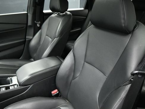 Used 2025 Honda Accord Sport image 12