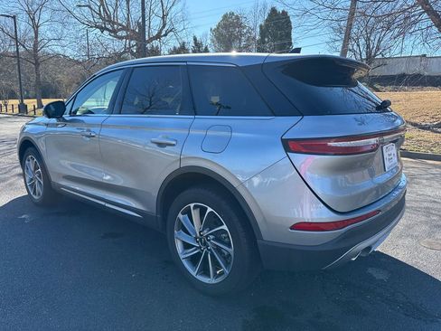 Used 2023 Lincoln Corsair FWD w/ Equipment Group 101A image 7