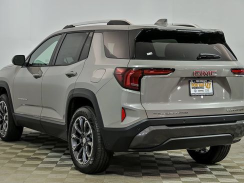 New 2026 GMC Terrain Elevation w/ Elevation Premium Package AWD/4WD image 4