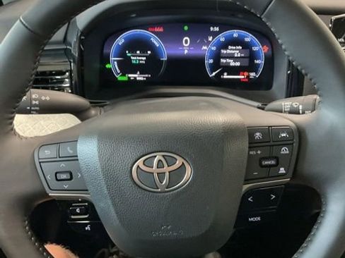 New 2026 Toyota Camry XLE FWD image 22