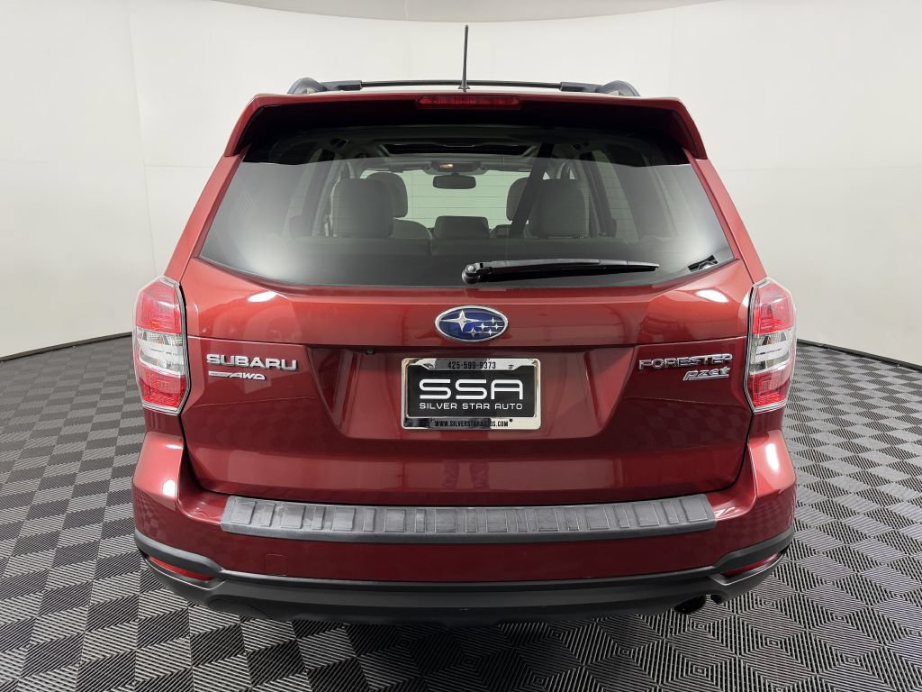 Used 2014 Subaru Forester 2.5i Limited AWD/4WD image 5