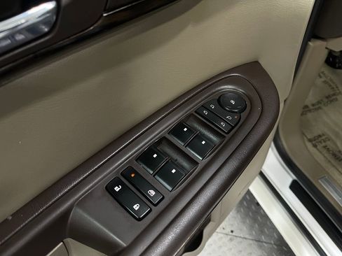 Used 2016 GMC Acadia Denali image 15
