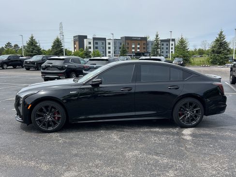 Used 2025 Cadillac CT5 V w/ Technology Package AWD/4WD image 7