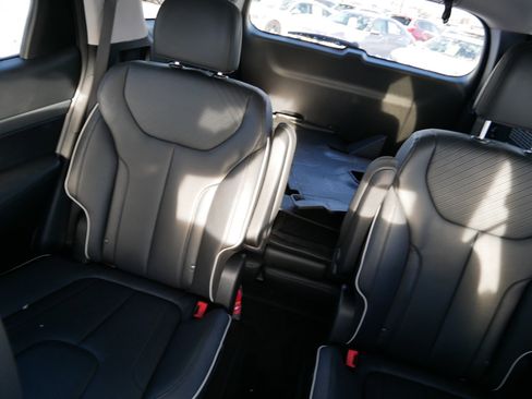 Used 2025 Hyundai Palisade SEL image 12