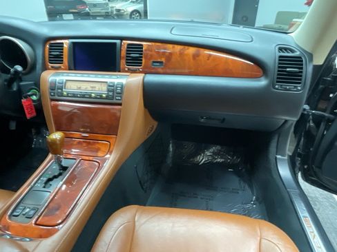 Used 2002 Lexus SC 430 Convertible RWD image 36