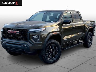 New 2025 GMC Canyon Elevation w/ Convenience Package