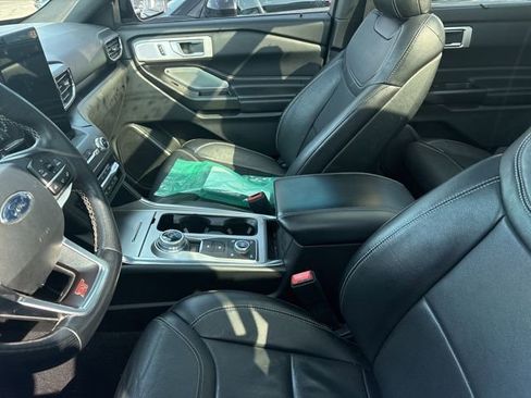 Used 2020 Ford Explorer ST w/ Premium Technology Package AWD/4WD image 11