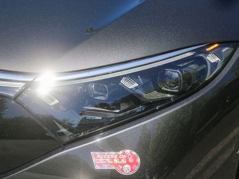 Certified 2023 Mercedes-Benz EQS 580 4MATIC Sedan image 7