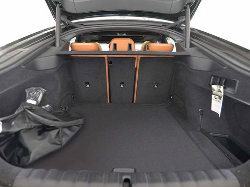 Used 2023 BMW i4 eDrive40 w/ Premium Package image 11