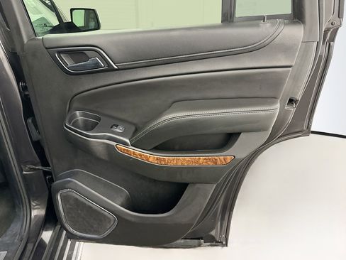 Used 2018 Chevrolet Tahoe Premier image 33