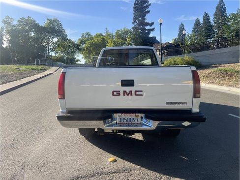 Used 1989 GMC Sierra 2500 2WD Regular Cab image 6