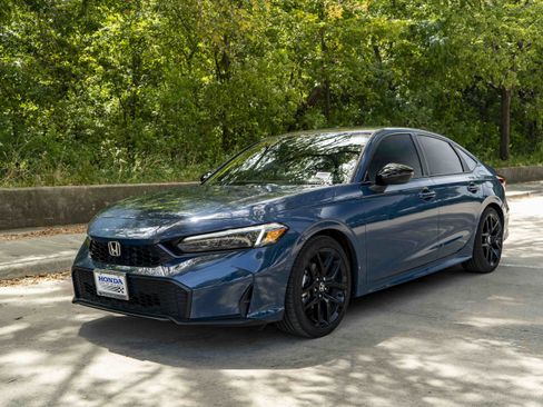 Used 2026 Honda Civic Sport image 5