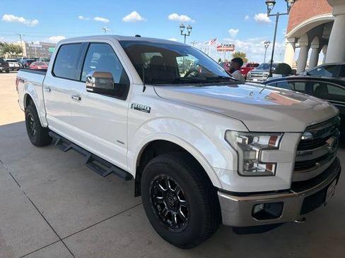 Used 2016 Ford F150 Lariat w/ Equipment Group 502A Luxury AWD/4WD image 2