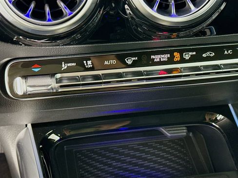 Used 2026 Mercedes-Benz GLA 250 4MATIC image 22