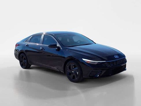New 2026 Hyundai Elantra Sport FWD image 7