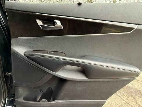 Used 2016 Kia Sorento EX w/ EX Premium Package image 25