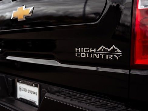 New 2025 Chevrolet Silverado 1500 High Country w/ Technology Package image 10