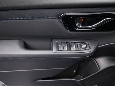 Used 2025 Subaru Forester Limited image 14