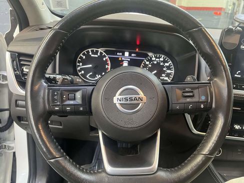 Used 2021 Nissan Rogue SL w/ Premium Package image 19